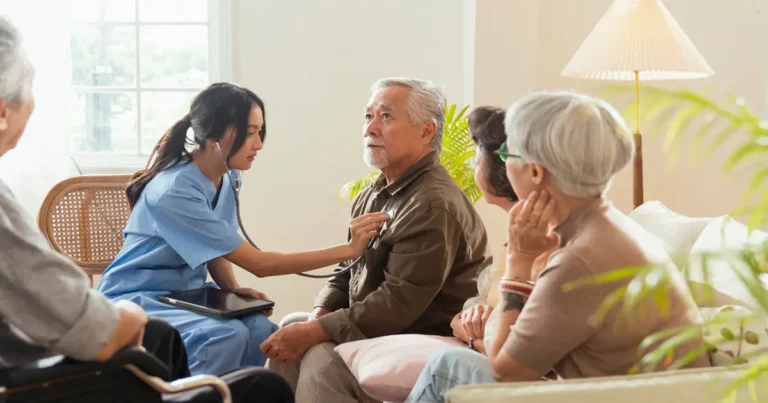 Bảo hiểm sức khỏe Phúc An Sinh PTI mang đến giải pháp toàn diện, bảo vệ bạn và gia đình trước rủi ro tai nạn, ốm đau với quyền lợi lên đến 650 triệu đồng/năm. Sản phẩm từ PTI hỗ trợ bảo lãnh viện phí tại hơn 160 bệnh viện lớn, chi trả linh hoạt nội trú, ngoại trú, thai sản, răng miệng mà không giới hạn tuyến điều trị.