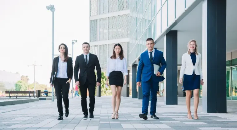 Với kinh nghiệm và năng lực triển khai đa dạng, PTI là đối tác bảo hiểm đồng hành cùng doanh nghiệp trong quá trình quản trị rủi ro và bảo vệ nguồn lực. Các giải pháp của PTI hỗ trợ doanh nghiệp giảm thiểu tổn thất, duy trì vận hành ổn định và nâng cao khả năng ứng phó trước biến động. PTI mang đến sự an tâm để doanh nghiệp tập trung vào tăng trưởng dài hạn.